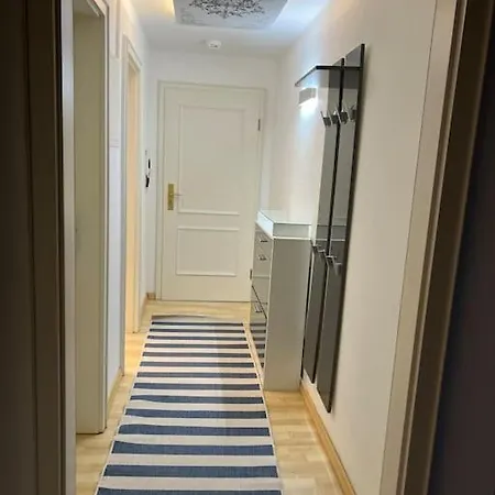 アパート Dg In Der Naehe Vom Schloss シュヴェリーン