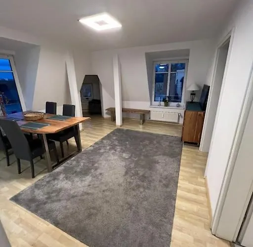 Apartment Dg In Der Naehe Vom Schloss